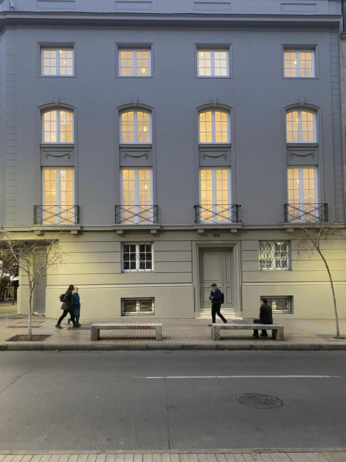 Hom I Acogedor Y Luminoso En Iconico Barrio Appartamento Santiago del Cile